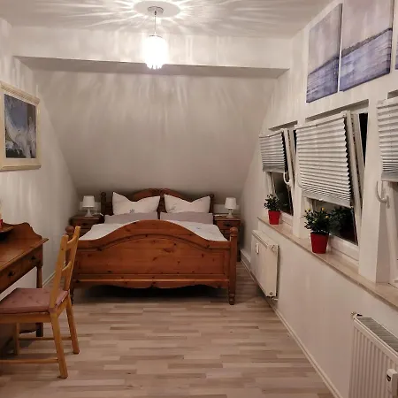 Casa-mandelartz Διαμέρισμα Rees